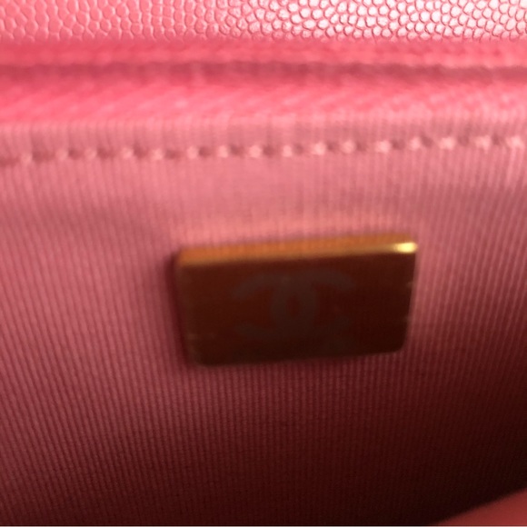 🤩💓💯 authentic Chanel WOC - Picture 9 of 12